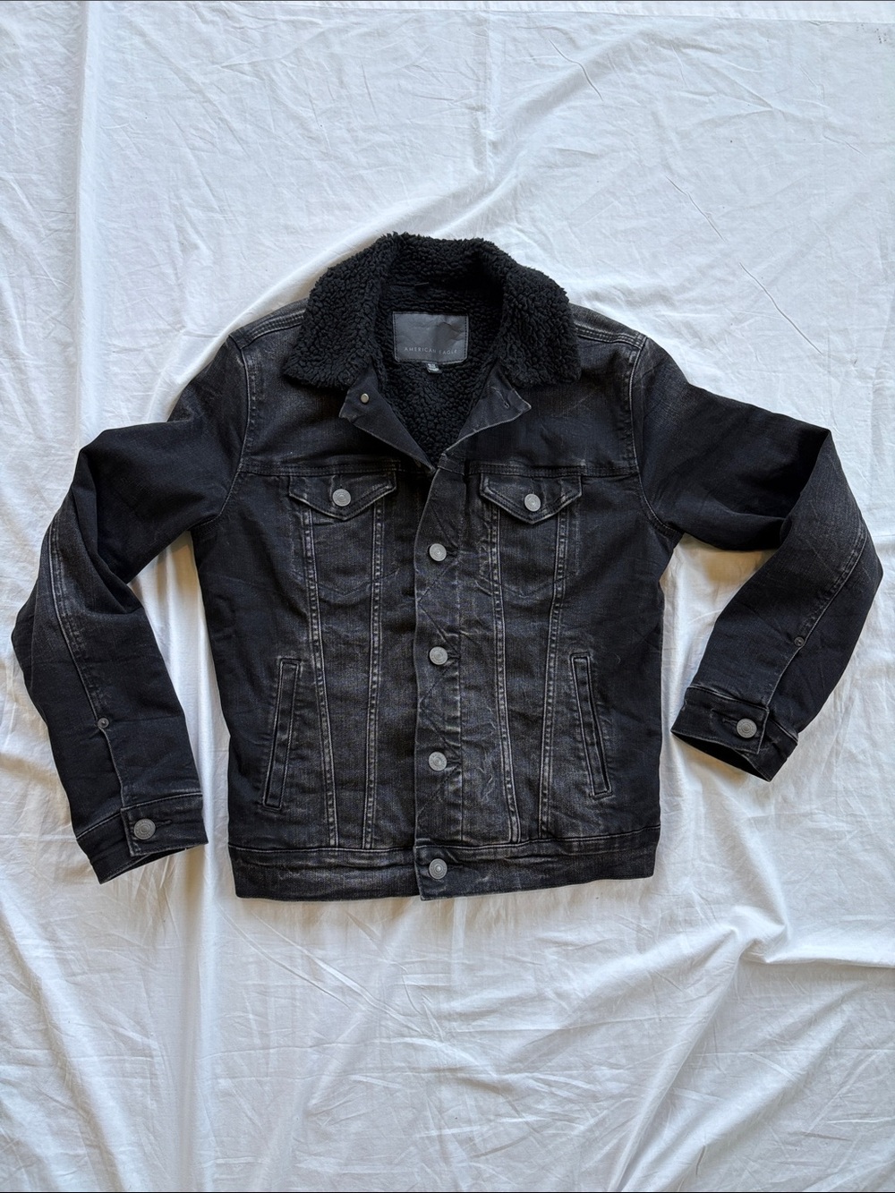 American Eagle Outfitters Black Sherpa-Lined Denim Jacket Women’s XS